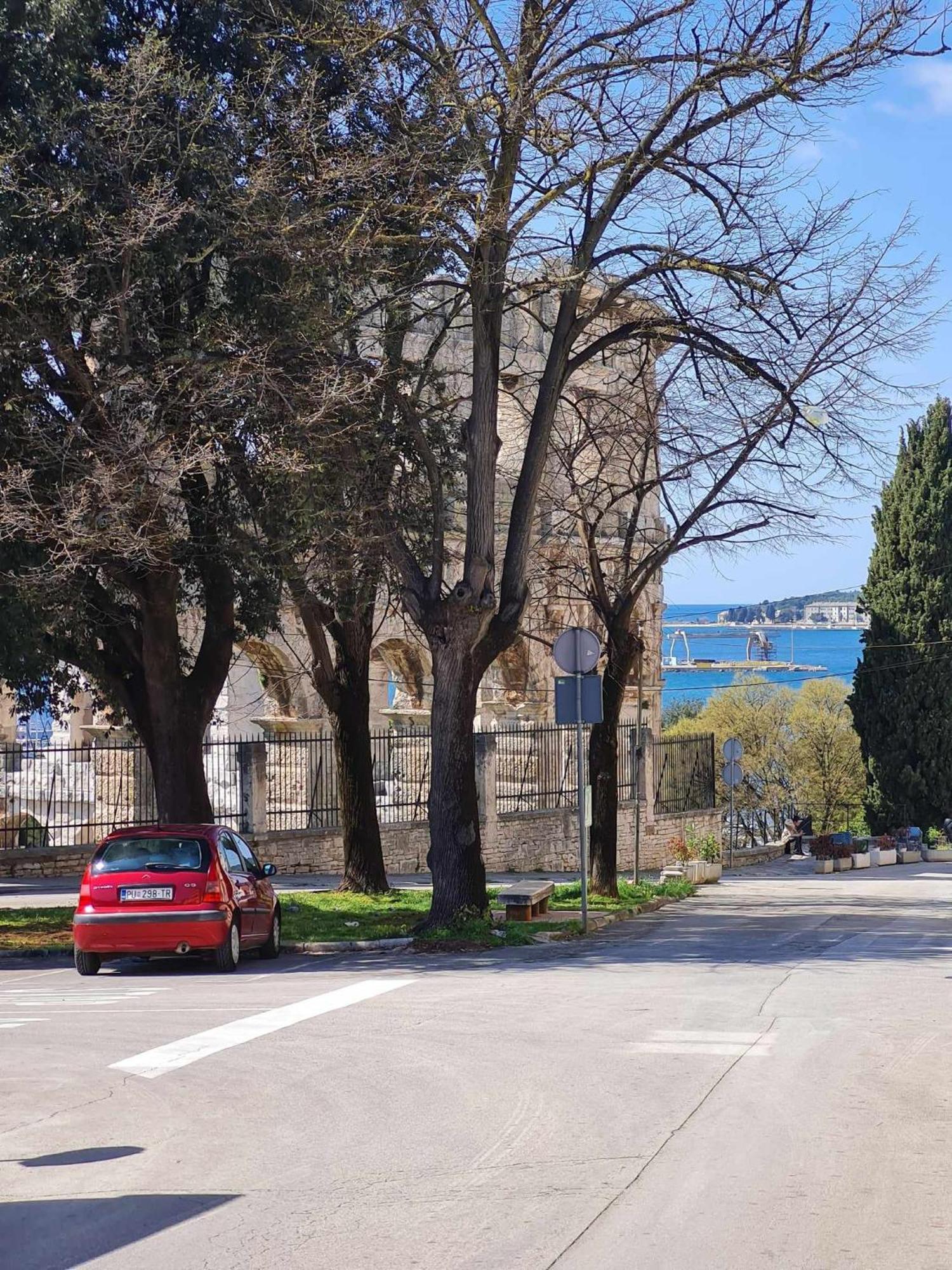 Arena Pula - Atraktivan Stan!!! Luaran gambar